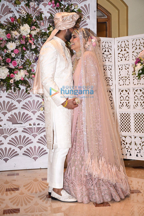 photos karishma tanna and varun bangera snapped post their wedding 4