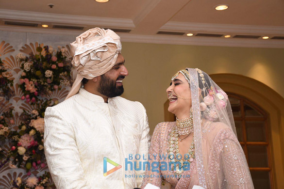 photos karishma tanna and varun bangera snapped post their wedding 7