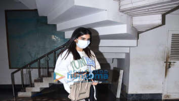 Photos: Khushi Kapoor and Agastya Nanda spotted outside a salon in Bandra