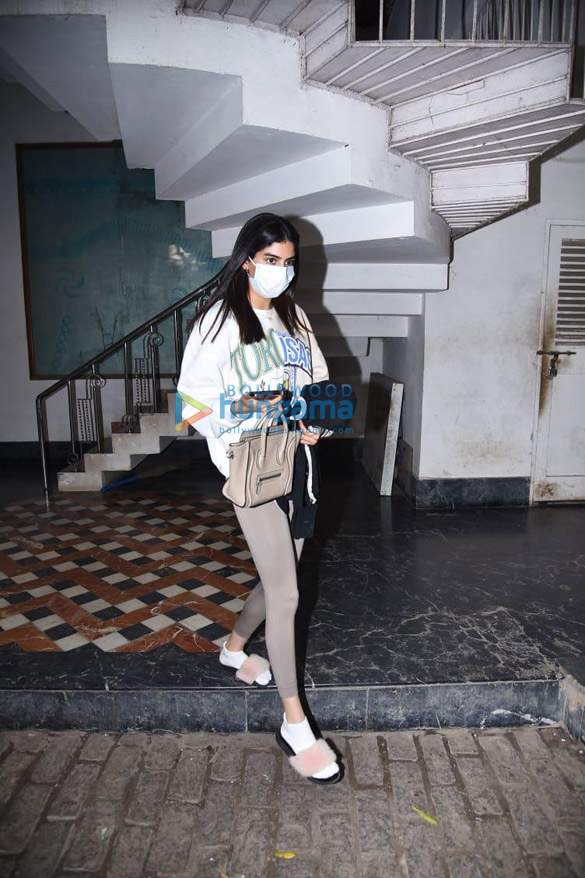 Photos: Khushi Kapoor and Agastya Nanda spotted outside a salon in Bandra