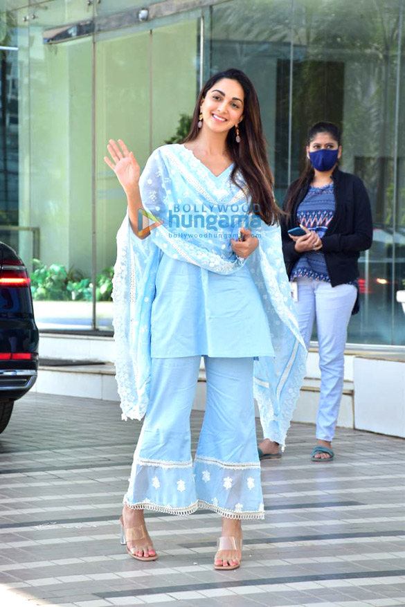 photos kiara advani snapped in andheri 4 2