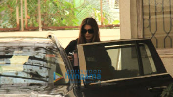 Photos: Kriti Sanon spotted at dubbing studio in Juhu