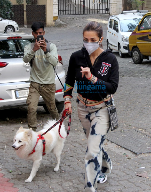 photos malaika arora spotted in bandra 2 54