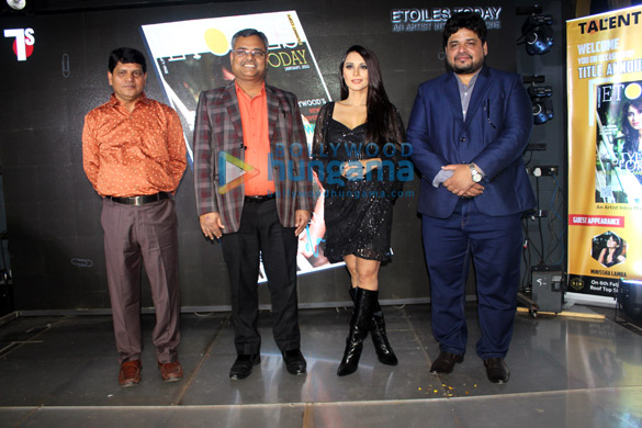 photos minissha lamba snapped at etoiles today magazine launch 2