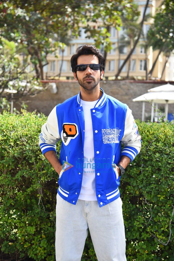 photos rajkummar rao bhumi pednekar and harshavardhan kulkarni snapped promoting their film badhaai do at sun n sand hotel in juhu 7
