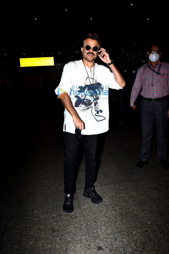 photos salman khan pooja hegde leave for da bangg tour in dubai aditya roy kapur anil kapoor shamita shetty others snapped at the airport 10