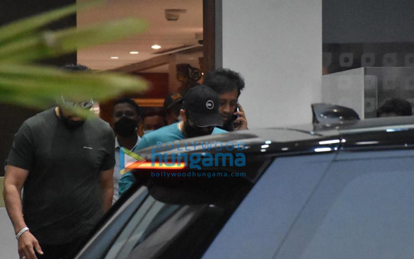 photos salman khan snapped at kalina airport 2