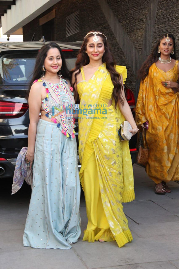 photos shabana azmi anusha dandekar and rhea chakraborty deck up in yellow traditional attires as they arrive for farhan akhtar and shibani dandekars mehendi and haldi function in bandra 5