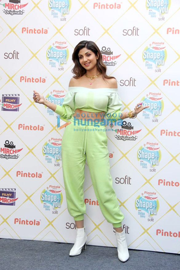 Photos: Shilpa Shetty launches her show “Shape of You”; John Abraham arrives on a bike for the chat show while Diana Penty, Badshah keep it comfy Photos: Shilpa Shetty launches her show “Shape of You”; John Abraham arrives on a bike for the chat show while Diana Penty, Badshah keep it comfy