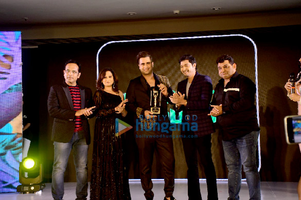 photos shreyas talpade rakhi sawant and others attend the india fashion league 2022 and aarvee iconic achievers awards 2022 15