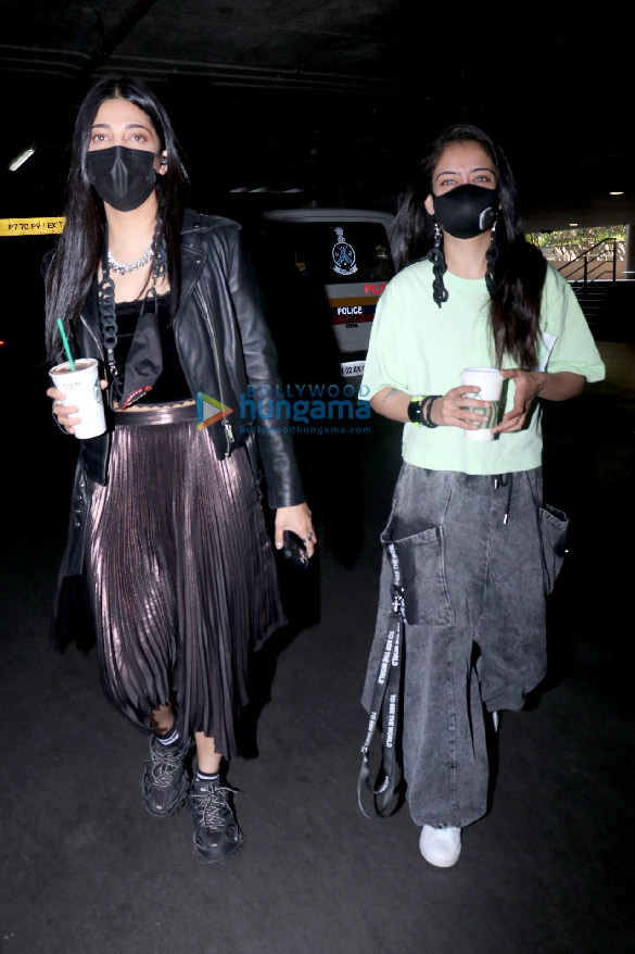 photos shruti haasan akshara haasan and saahil khan snapped at the airport 3