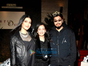 Photos: Shruti Haasan, Akshara Haasan, and others at the unveiling of Santanu Hazarika's art exhibition 'BLCK'