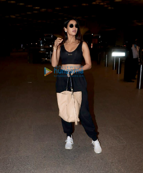 photos sonal chauhan snapped at the airport 3 2