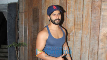 Photos: Varun Dhawan sports a ganji and shorts as he gets spotted in Juhu