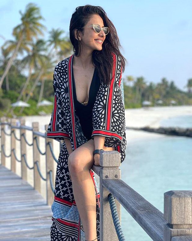 Rakul Preet Singh says 'smile away' as she poses in black swimsuit and printed overlay from her Maldives vacation