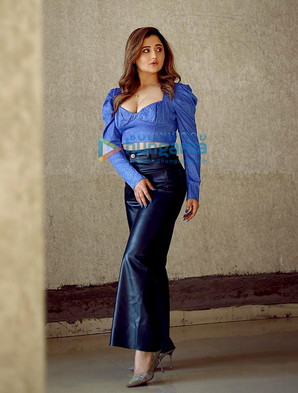 rashami desai 1 13