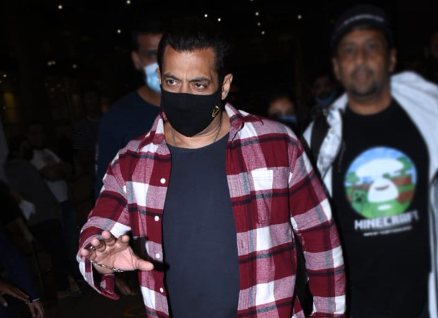 Salman Khan returns to Mumbai after a successful Da-Bangg tour in Dubai