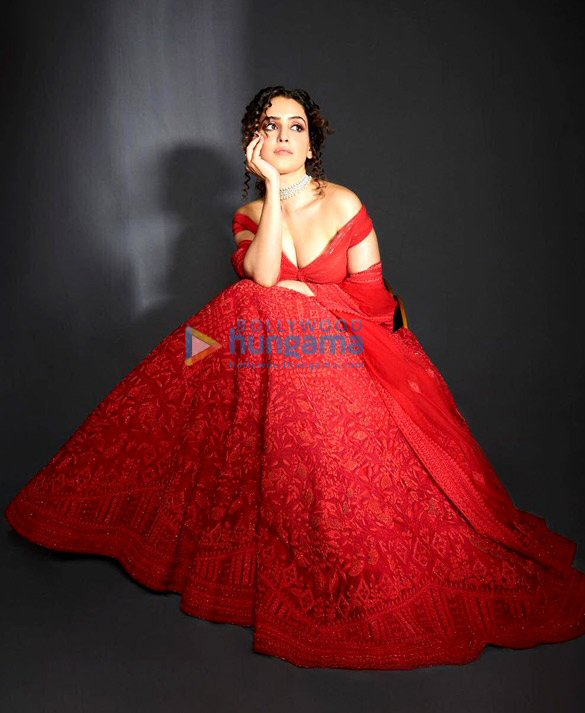 sanya malhotra 2 15