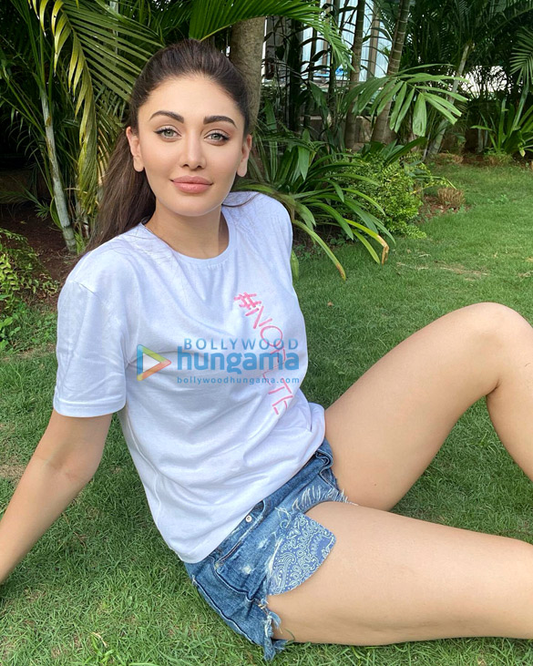 shefali jariwala 2 25
