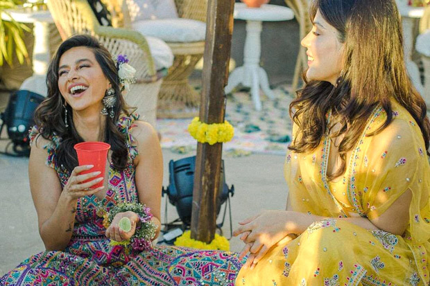 Shibani Dandekar stuns in Payal Singhal bohemian kalidar sharara for mehendi ceremony; Shabana Azmi, Rhea Chakraborty, Anusha Dandekar burn the dance floor in photos 