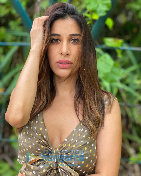 sophie choudry 4 7