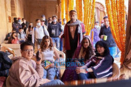 On the Sets of the movie Bachchhan Paandey