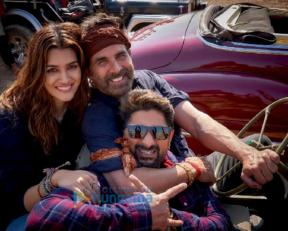 bachchhan paandey 4 5