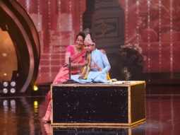 Hunarbaaz: Hema Malini gives a special gift to flautist Anirban