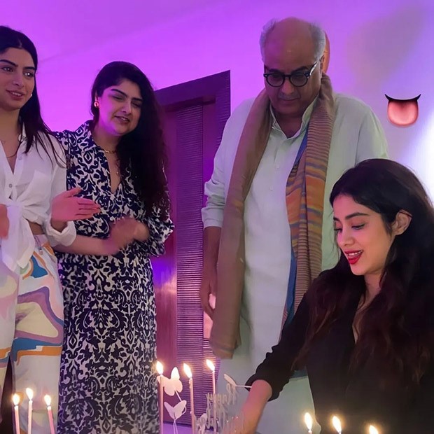 Janhvi Kapoor turns 25; Khushi, Boney, Anshula throw an intimate birthday bash, see photos