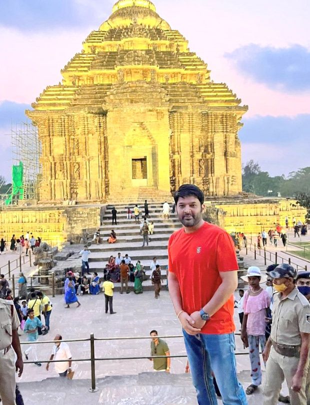 Kapil Sharma seeks blessings at Konark Sun Temple, calls it 'wonderful experience' Kapil Sharma seeks blessings at Konark Sun Temple, calls it 'wonderful experience'