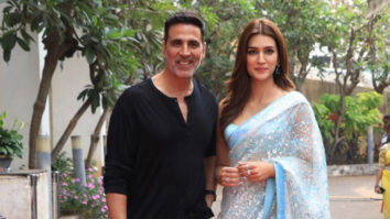 Megastar Akshay Kumar and Kriti Sanon promoting Bachchan Pandey on Hunarbaaz