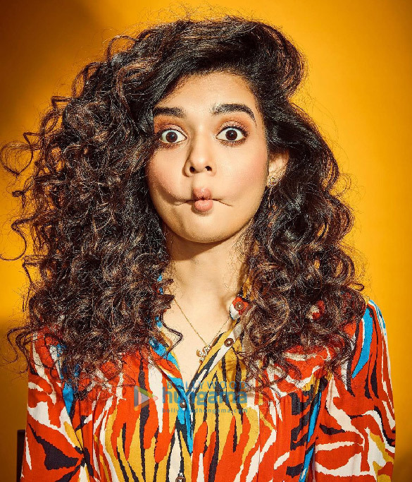 mithila palkar 3 12