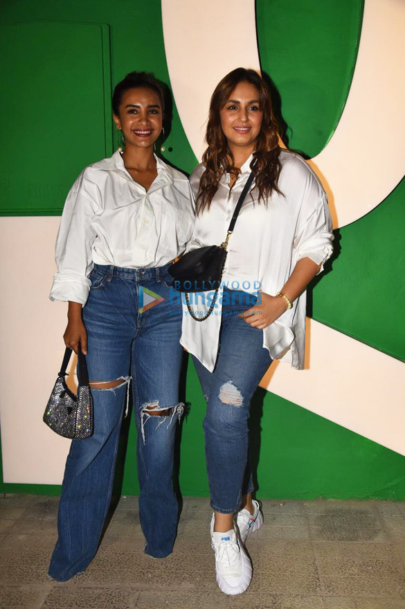 photos anil kapoor sonam kapoor ahuja arjun kapoor and others snapped attending vegnonveg store launch 5