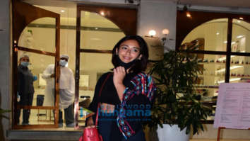 Photos: Ileana D’Cruz spotted at White Door in Bandra