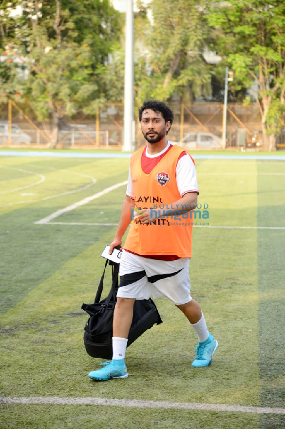 photos ishaan khatter ibrahim ali khan karan wahi and others snapped at an all star football match 9