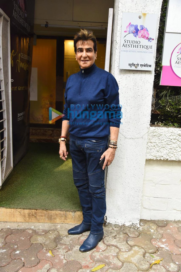 photos jeetendra spotted today at a cosmetic clinic studio aesthetique 3