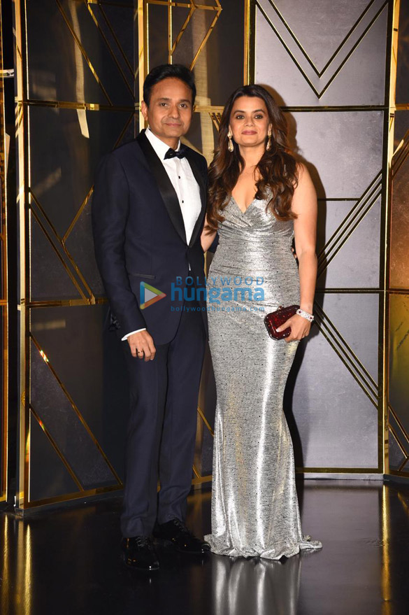 photos kajol karan johar and others snapped at the 50th birthday celebrations of dharma productions ceo apoorva mehta 4