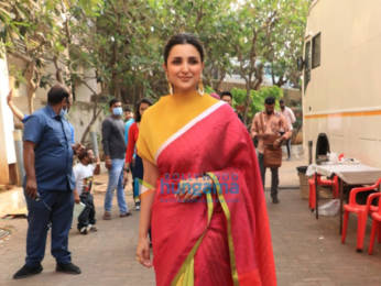 Photos: Karan Johar, Parineeti Chopra, Mithun Chakraborty, Bharti Singh snapped on the sets of Hunarbaaz - Desh Ki Shaan
