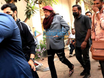 Photos: Karan Johar, Parineeti Chopra, Mithun Chakraborty, Bharti Singh snapped on the sets of Hunarbaaz - Desh Ki Shaan