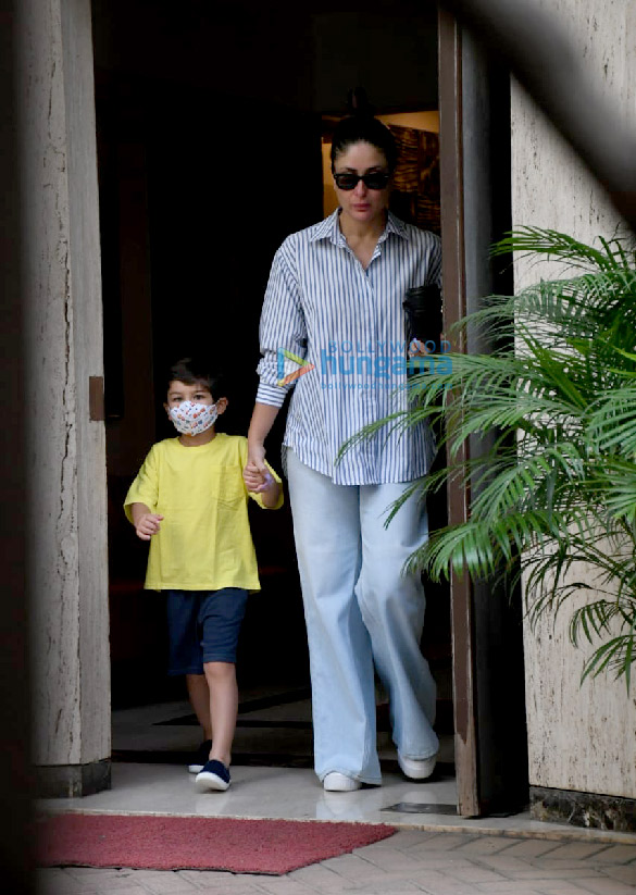 photos kareena kapoor khan spotted in bandra with her son taimur 4