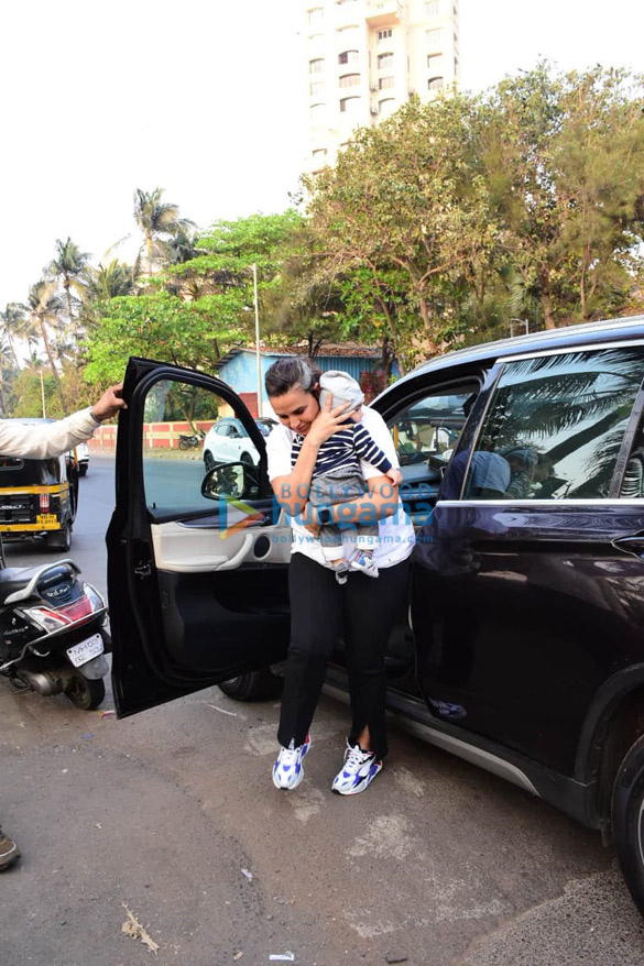 photos neha dhupia spotted with her daughter in bandra 1 2