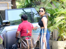 Photos: Parineeti Chopra spotted at Bandra