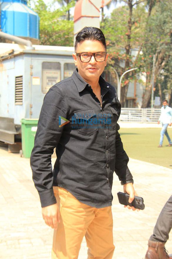 photos prabhas pooja hegde and bhushan kumar spotted at an event for radhe shyam in mumbai 6