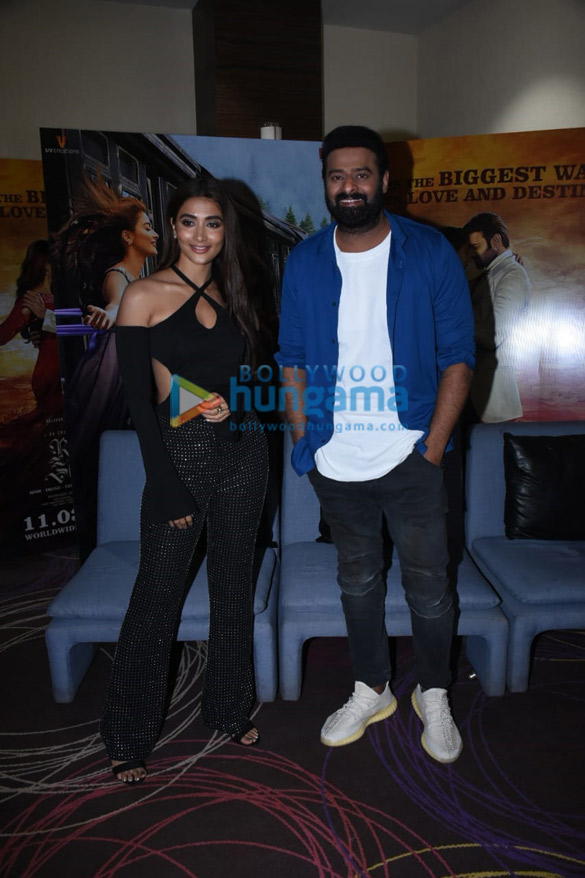 photos prabhas and pooja hegde glam up for the pre release curtain raiser event of radhe shyam in mumbai 3465 3