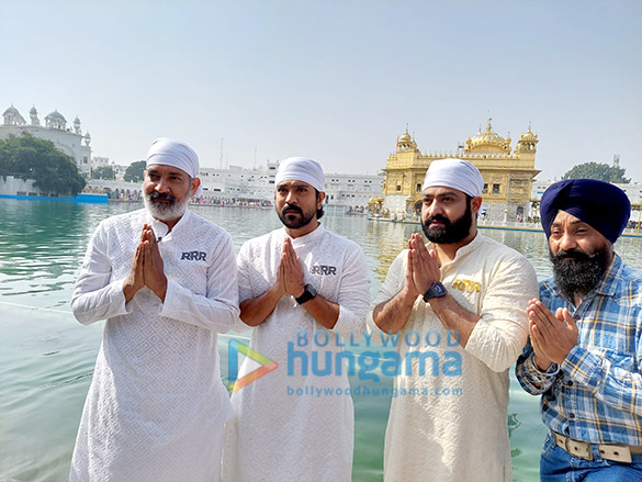photos rrr team s s rajamouli ram charan and jr ntr visit golden temple to seek blessings ahead of films release 2