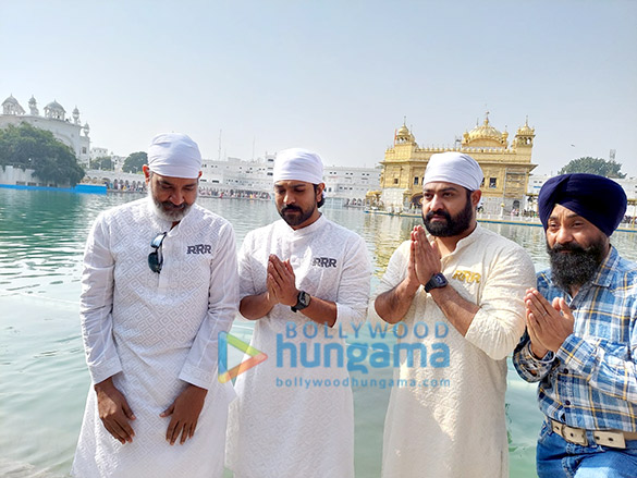 photos rrr team s s rajamouli ram charan and jr ntr visit golden temple to seek blessings ahead of films release 6
