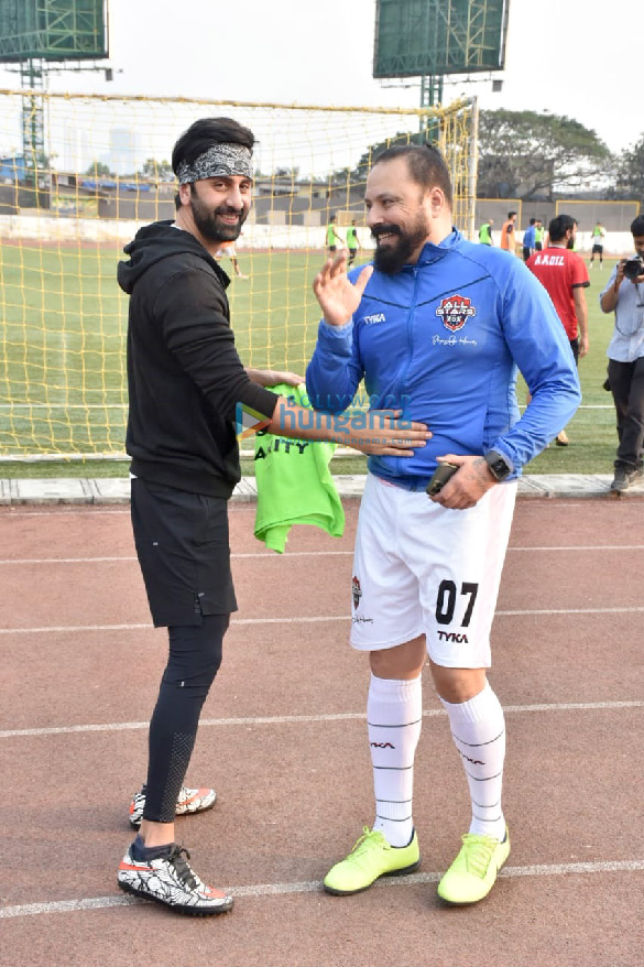 photos ranbir kapoor abhishek bachchan abhimanyu dassani play a game of football on sunday 1