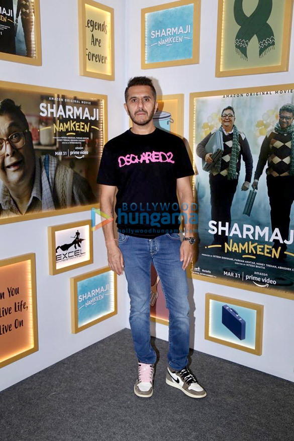 photos ranbir kapoor neetu kapoor alia bhatt and others from the kapoor family attend the special screening of rishi kapoors last film sharmaji namkeen 6
