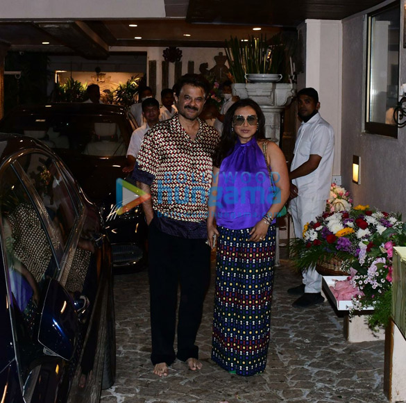 photos rani mukerji and neetu kapoor snapped post anil kapoors wife sunita kapoors birthday bash in juhu 2