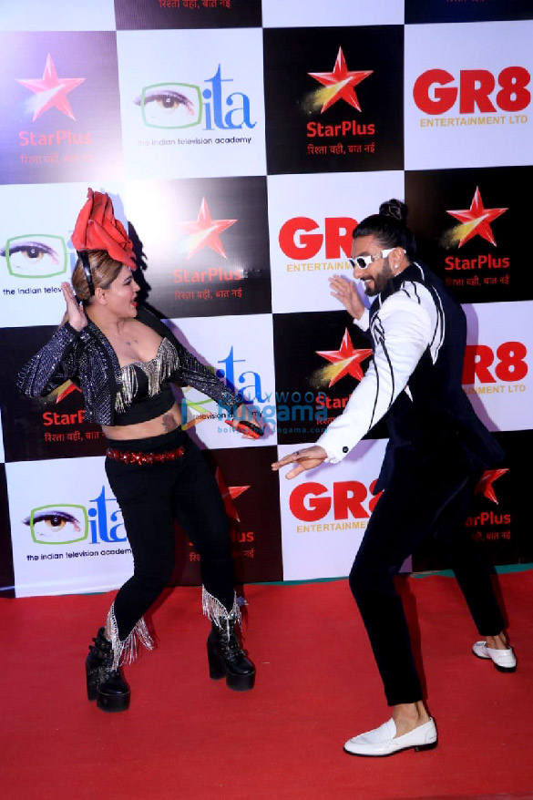 photos rashami desai rakhi sawant among other celebs attend ita awards 20224 4